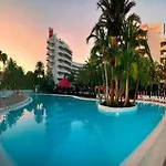 Riu Papayas Otel