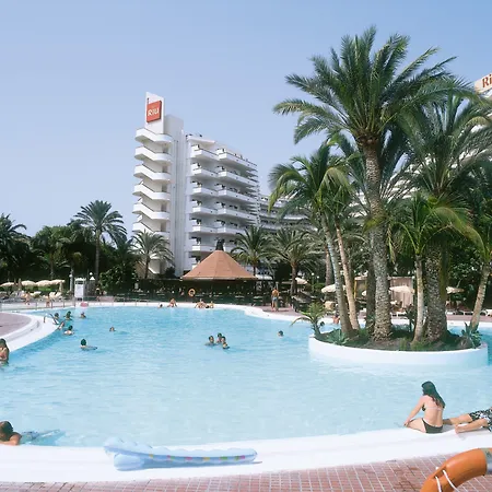 Riu Papayas Hotel