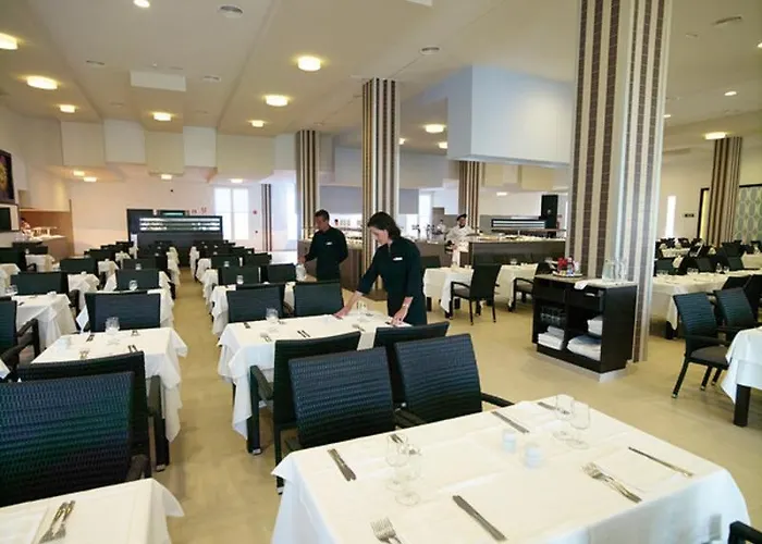 Hotel Riu Papayas 4*