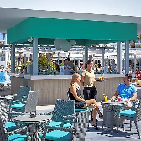 Готель Riu Papayas 4*