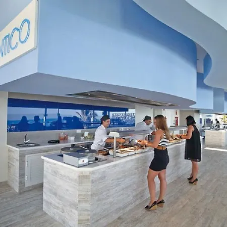 Riu Papayas Szálloda 4*