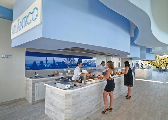 Riu Papayas Hotel 4*