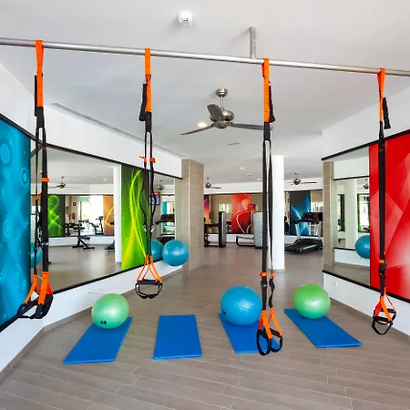 فندق Riu Papayas