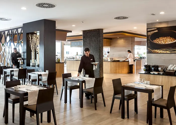 Готель Riu Papayas Плайя-дель-Інглес